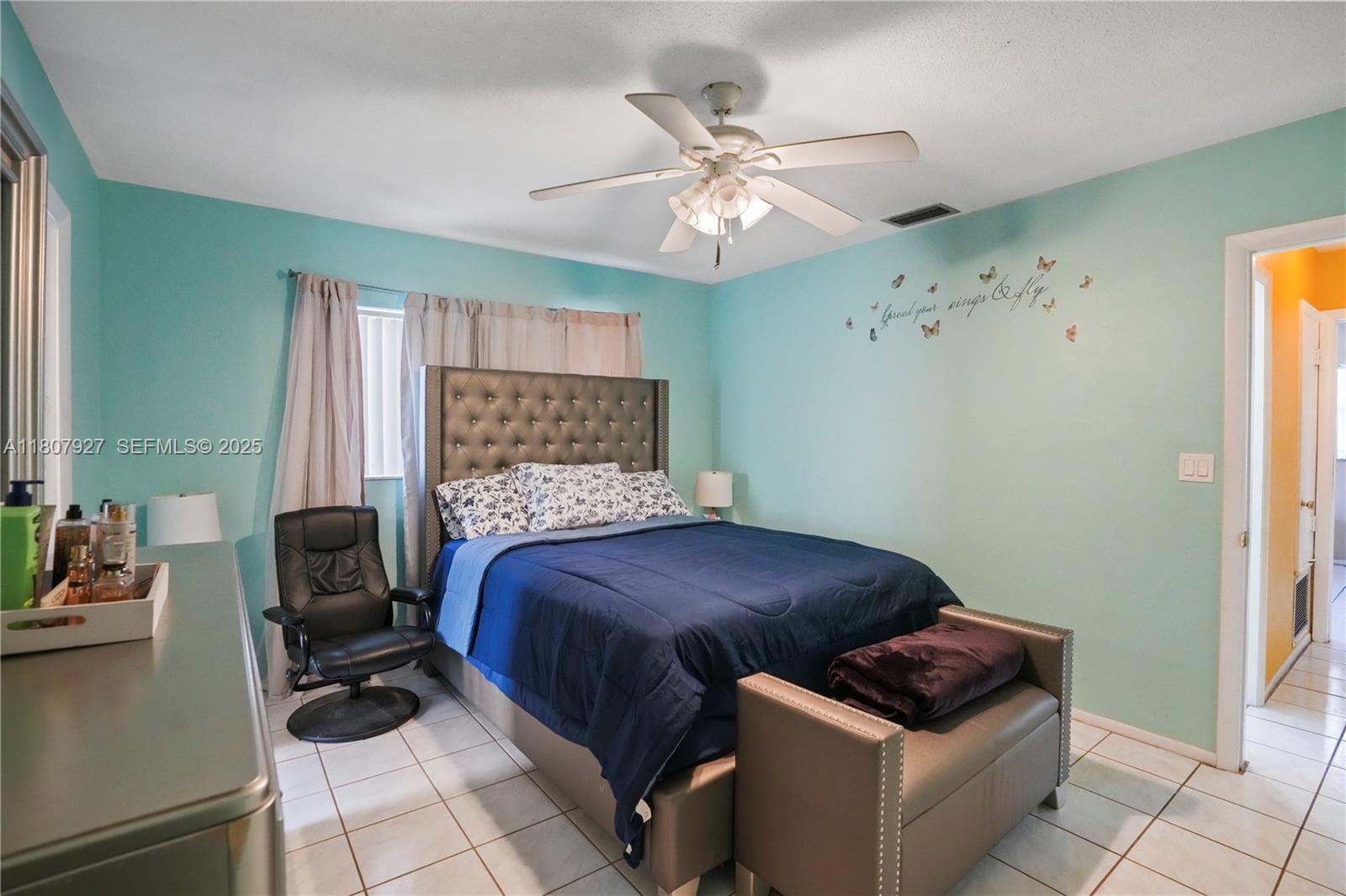 5390 SW 10th Court