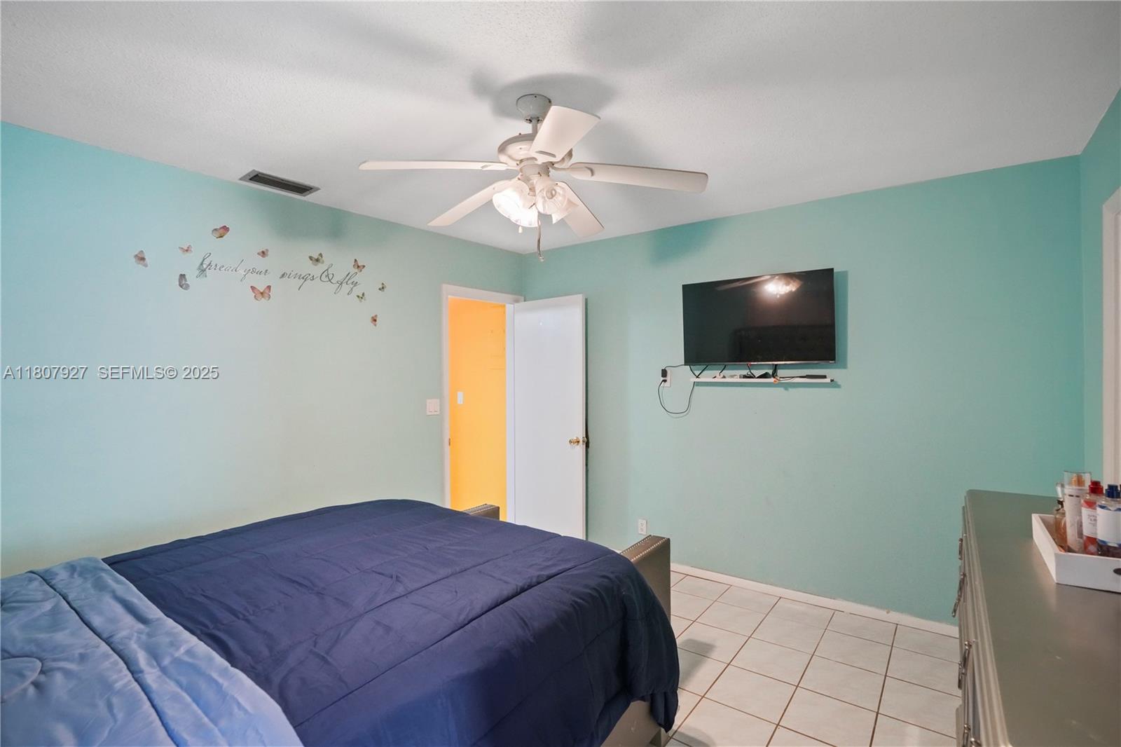 5390 SW 10th Court