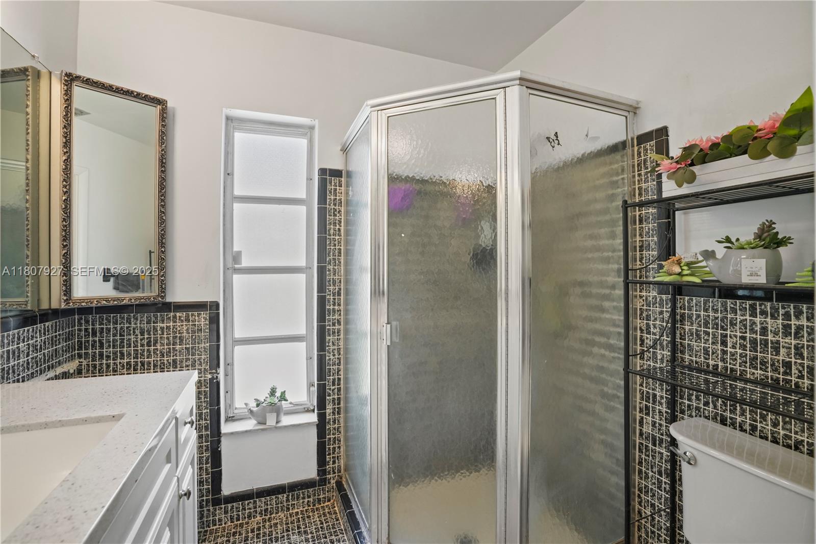5390 SW 10th Court