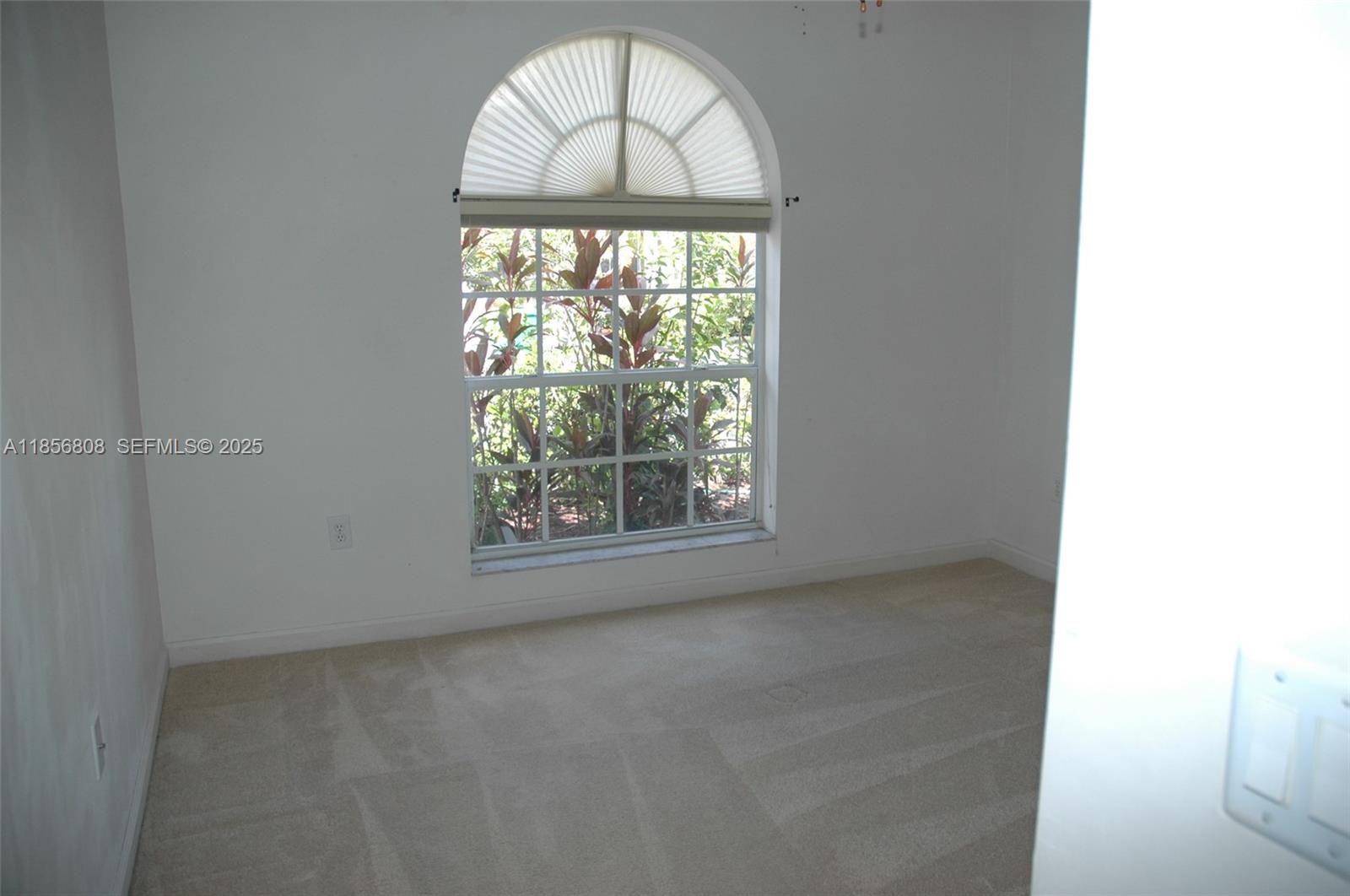1095 NW 117th Avenue