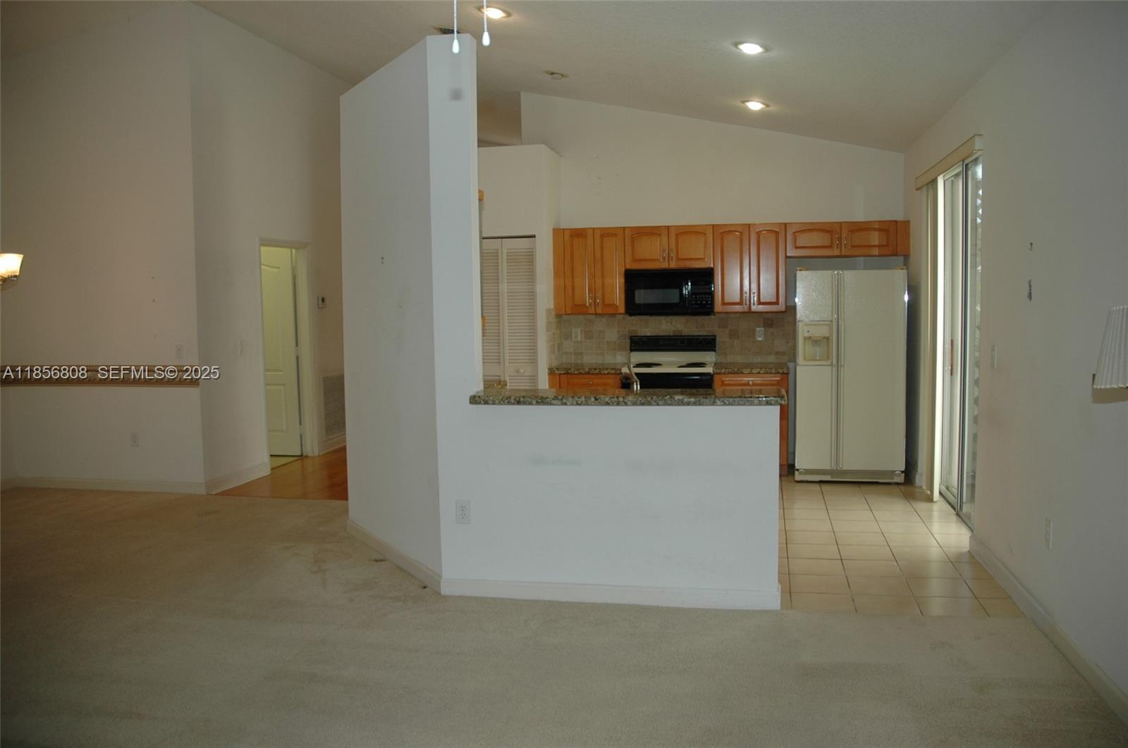 1095 NW 117th Avenue
