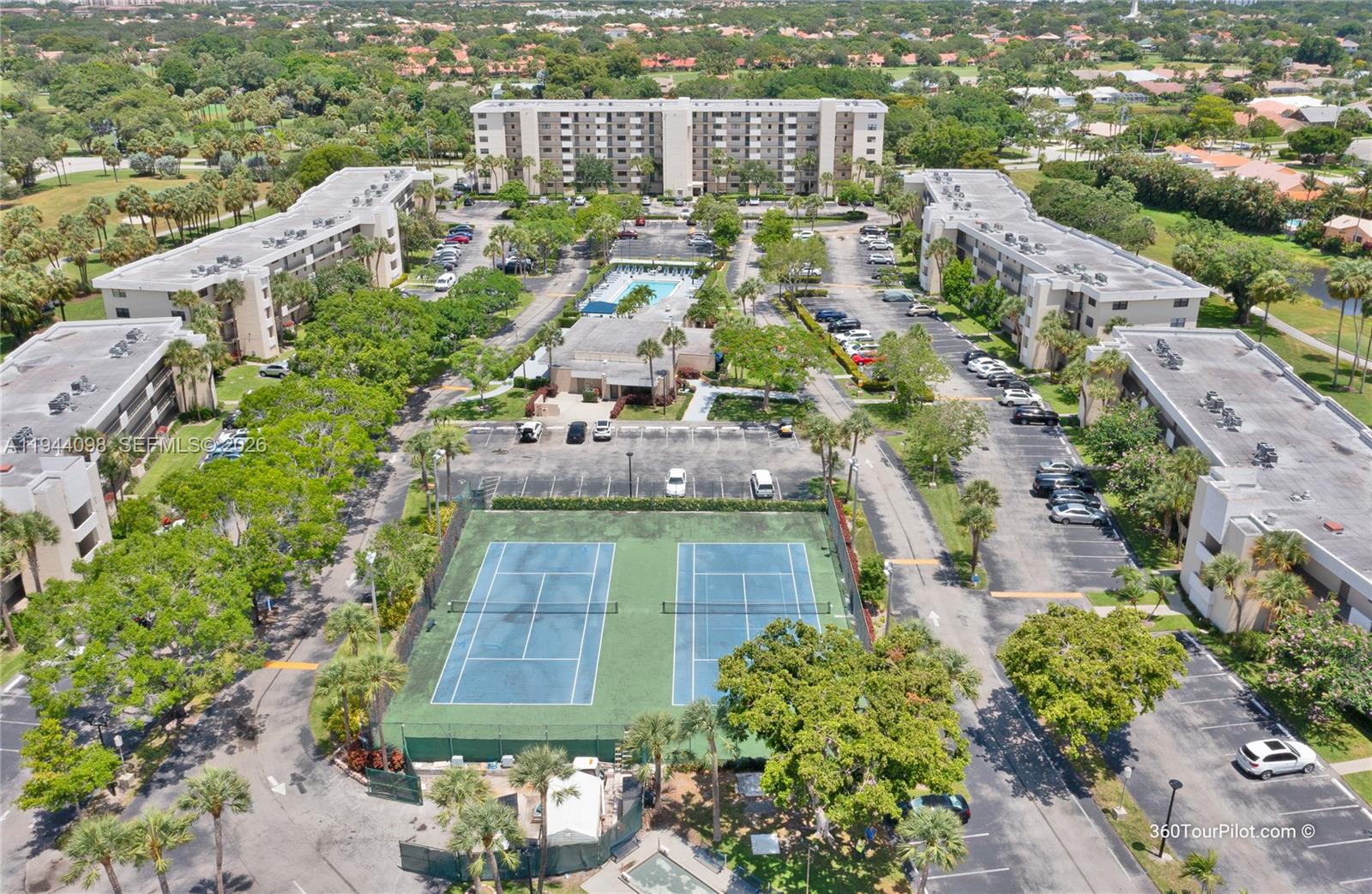 2430 Deer Creek Country Club Boulevard 206-2