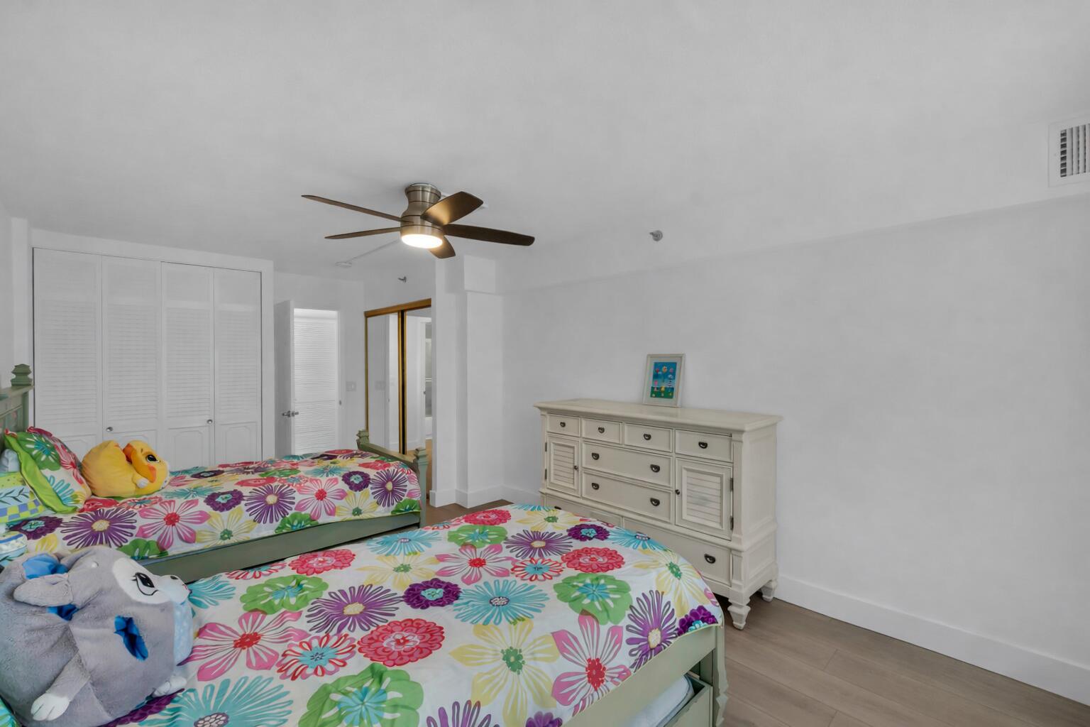 4511 S Ocean Boulevard 205