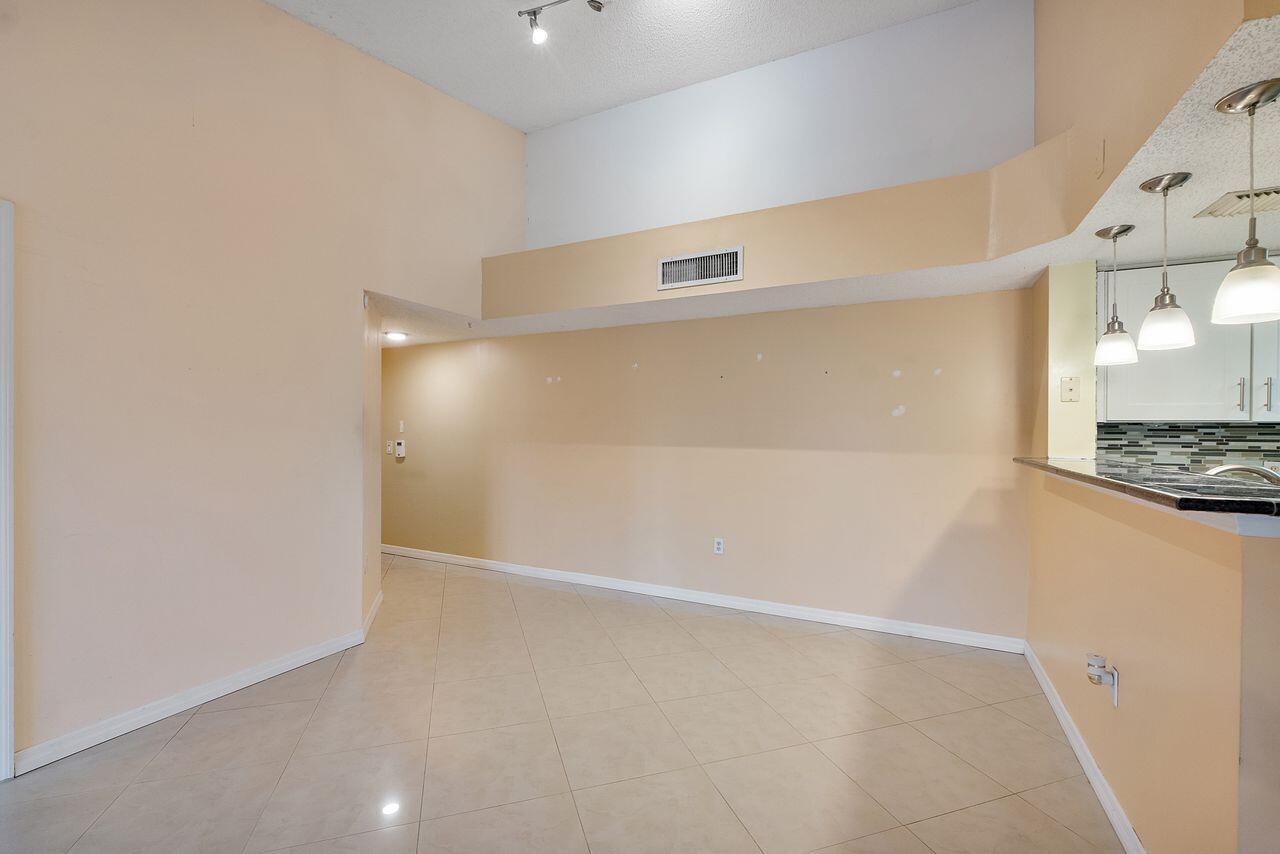 5011 Wiles Road 303