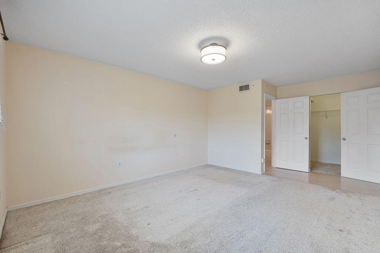5011 Wiles Road 303
