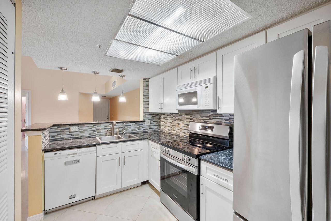 5011 Wiles Road 303