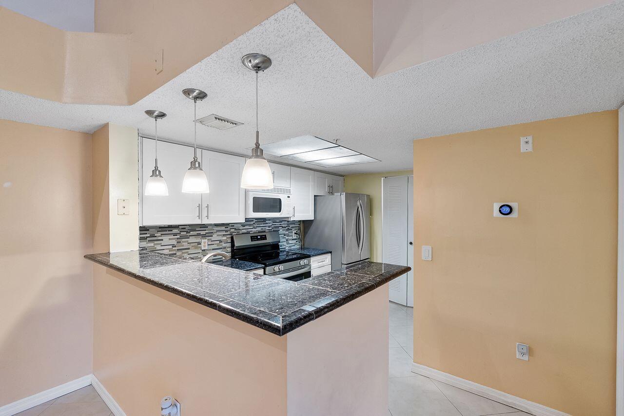 5011 Wiles Road 303