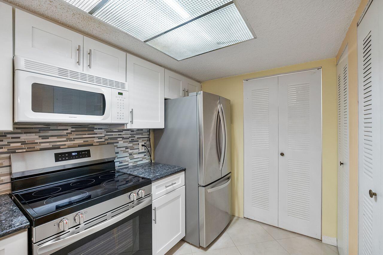5011 Wiles Road 303