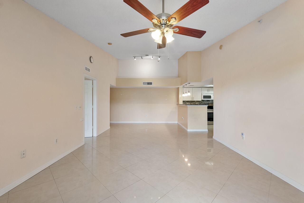 5011 Wiles Road 303