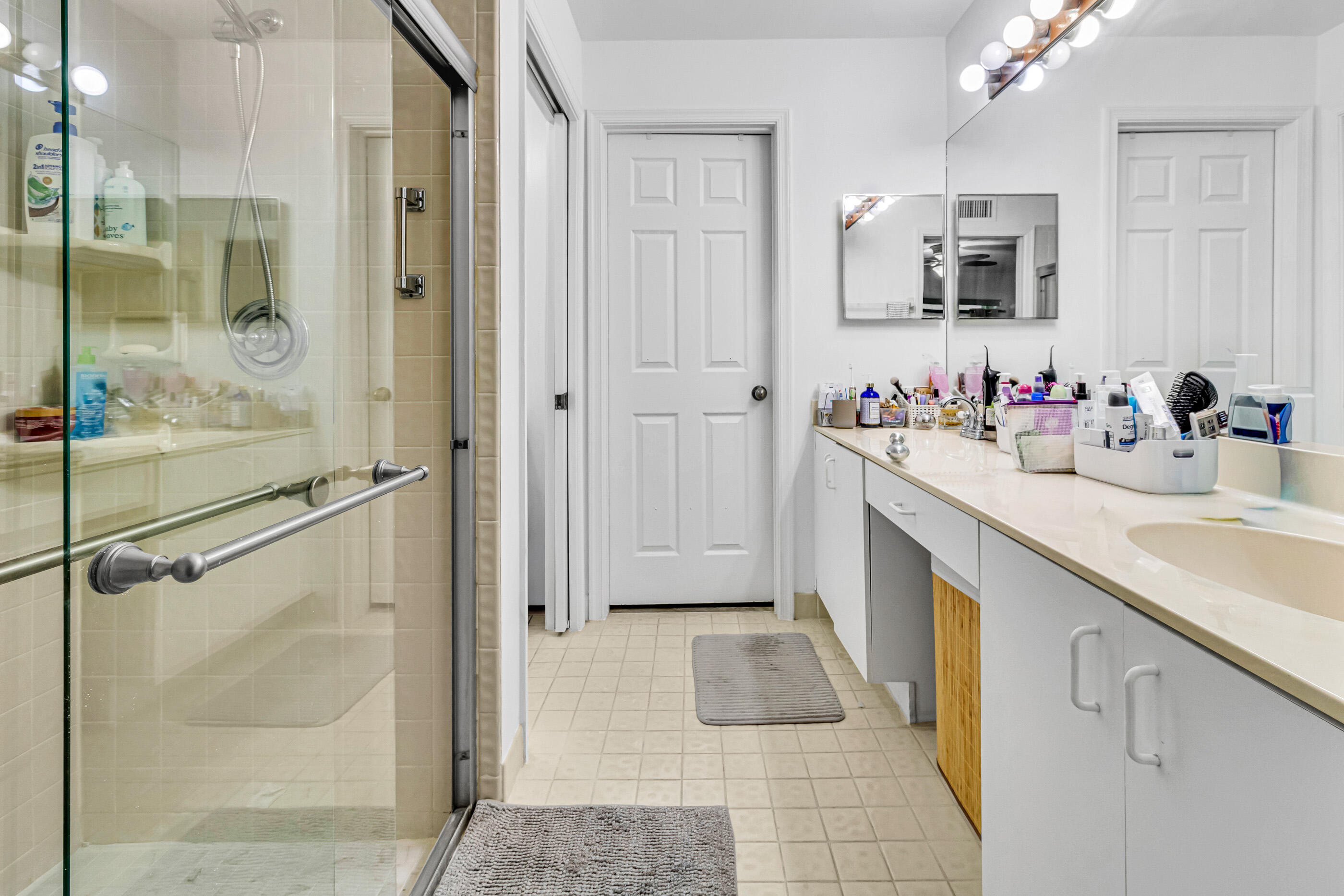 7610 Pinewalk Drive S 128