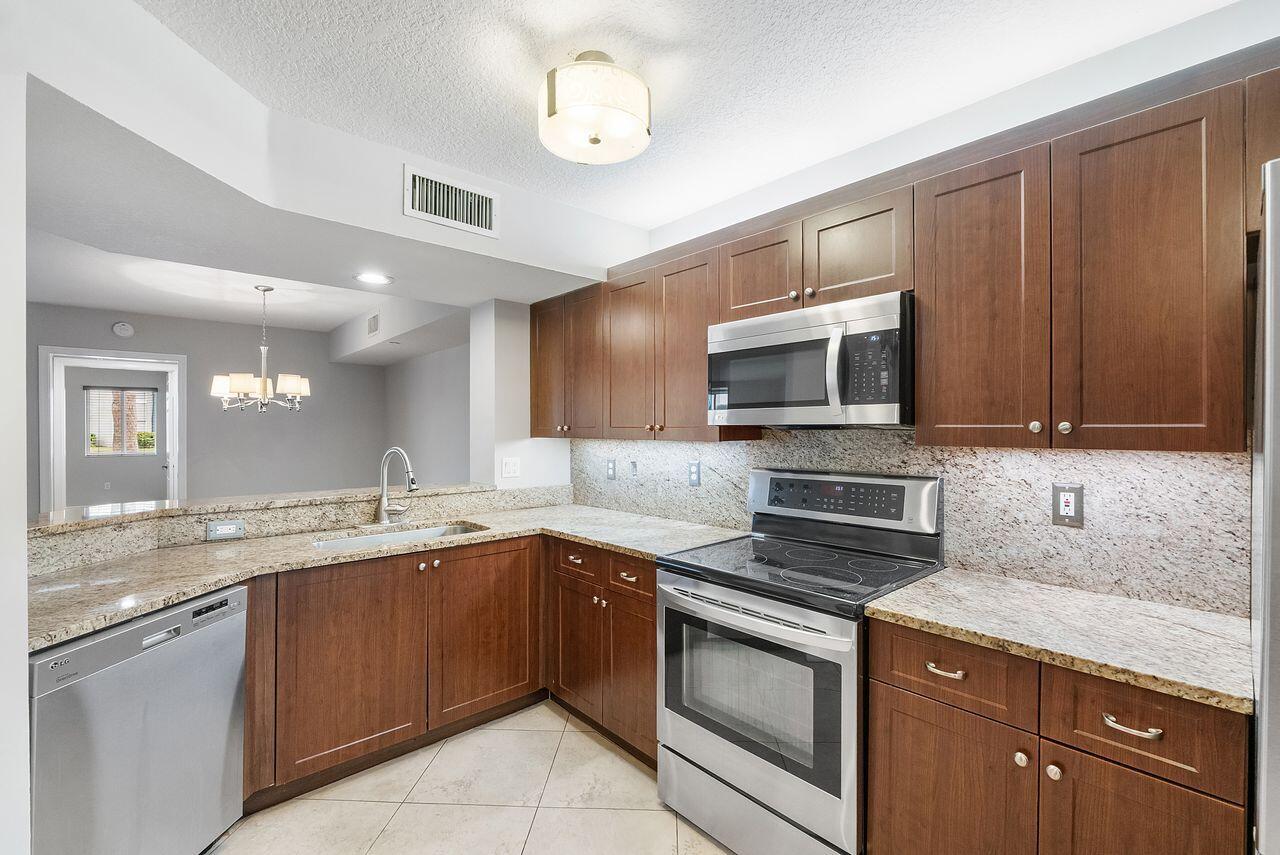 9563 Weldon Circle D107