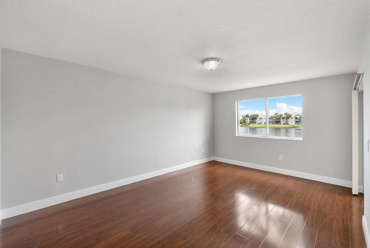 9563 Weldon Circle D107