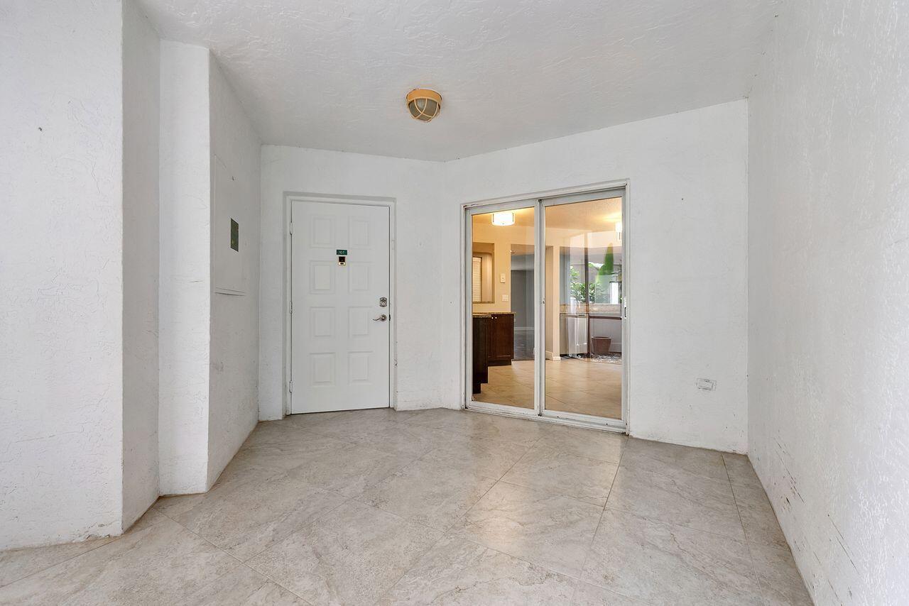 9563 Weldon Circle D107