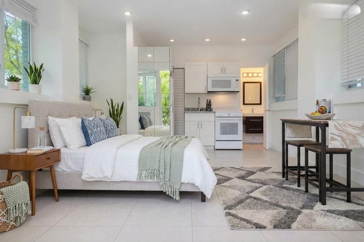 1415 SE 2ND Street 3