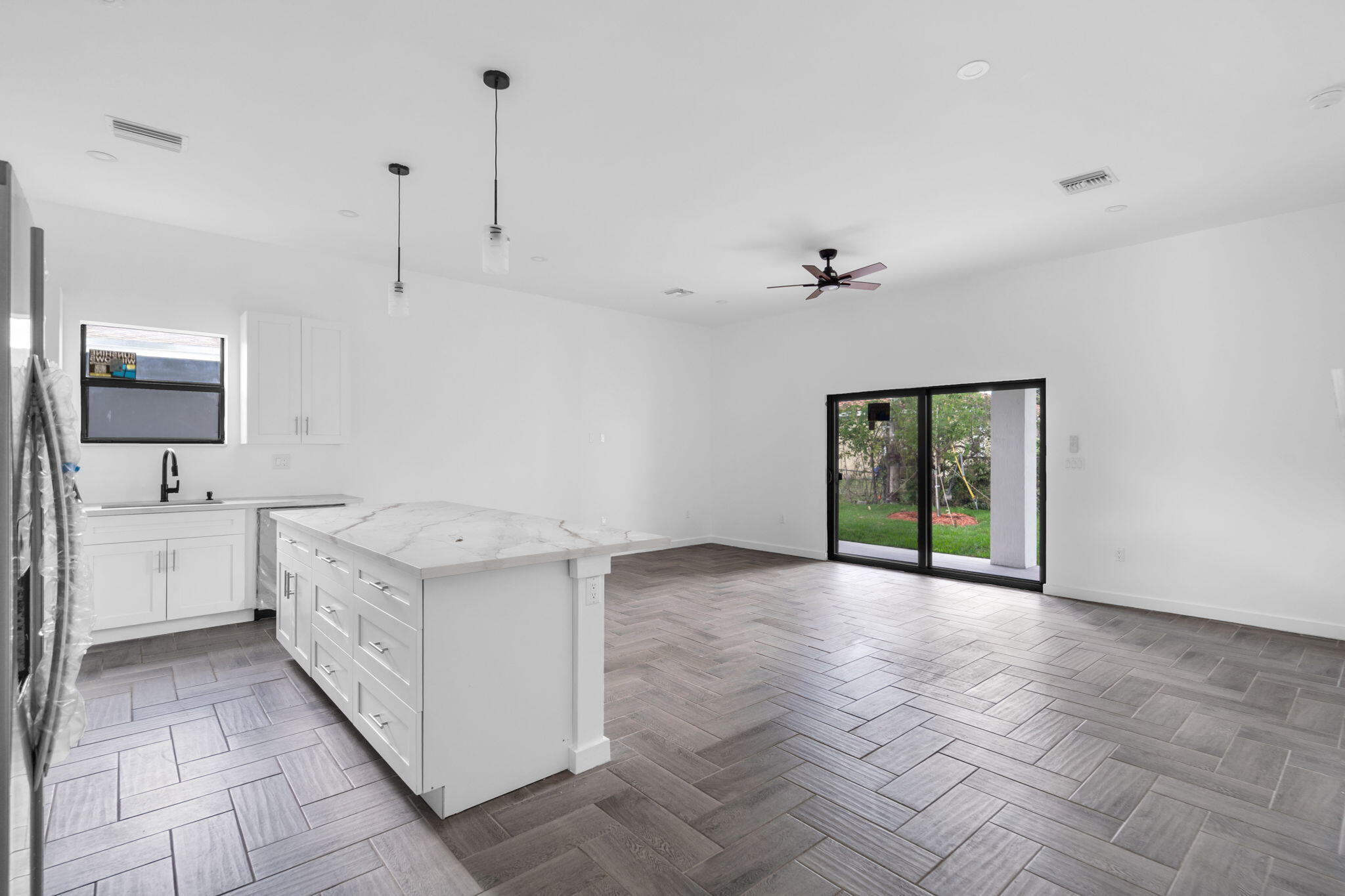867 NW 27th Terrace