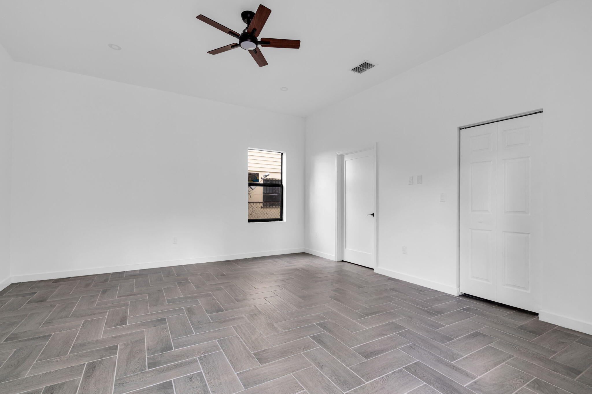 867 NW 27th Terrace