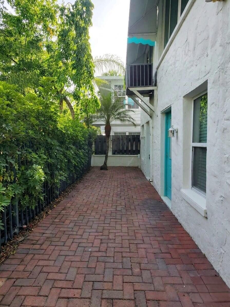 1407 SE 2ND Street C