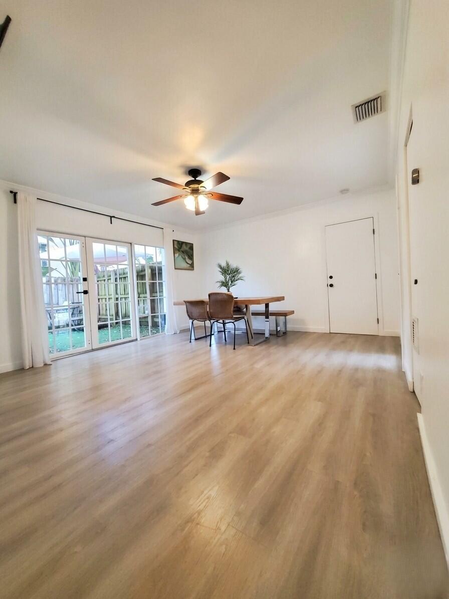 1400 NE 4TH Court 1