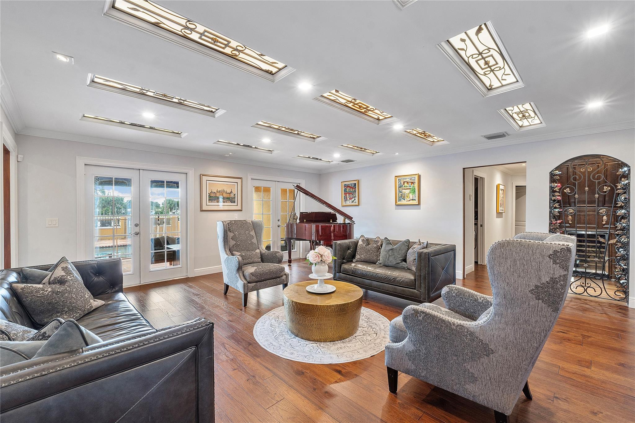 133 SW 121st Way