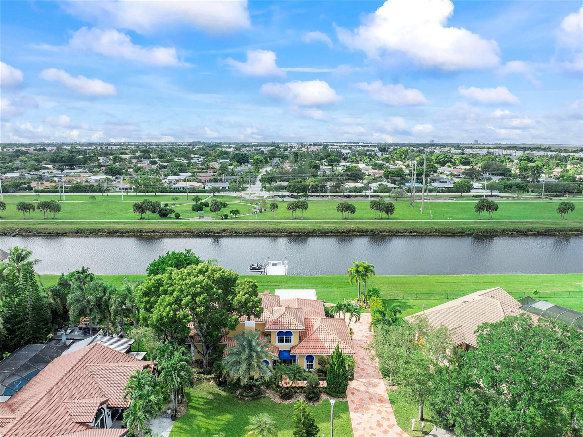 133 SW 121st Way