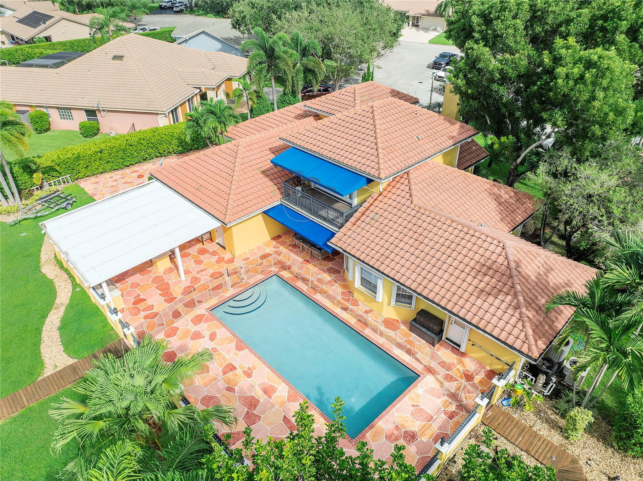 133 SW 121st Way