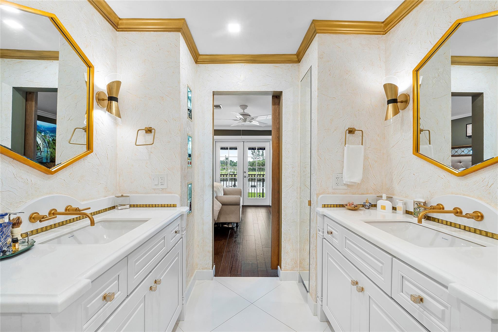 133 SW 121st Way