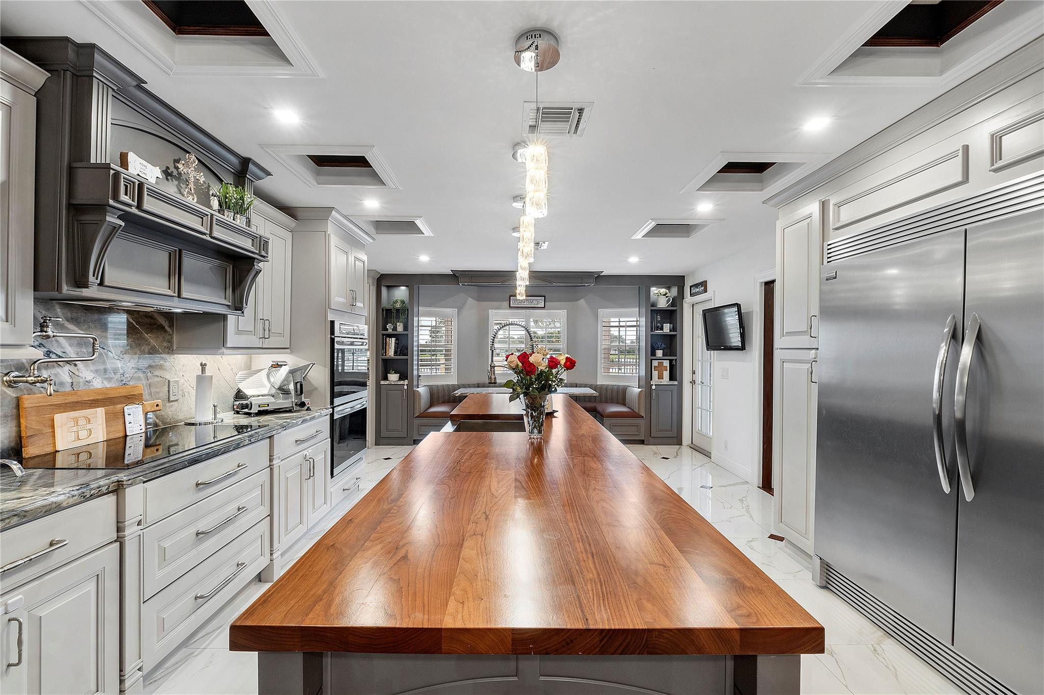 133 SW 121st Way