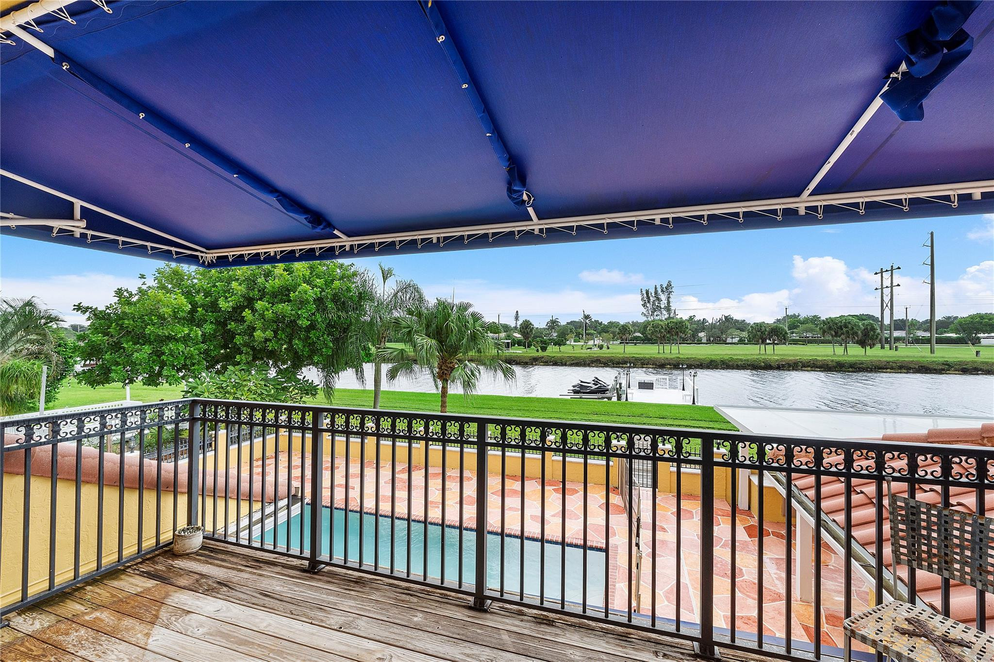 133 SW 121st Way