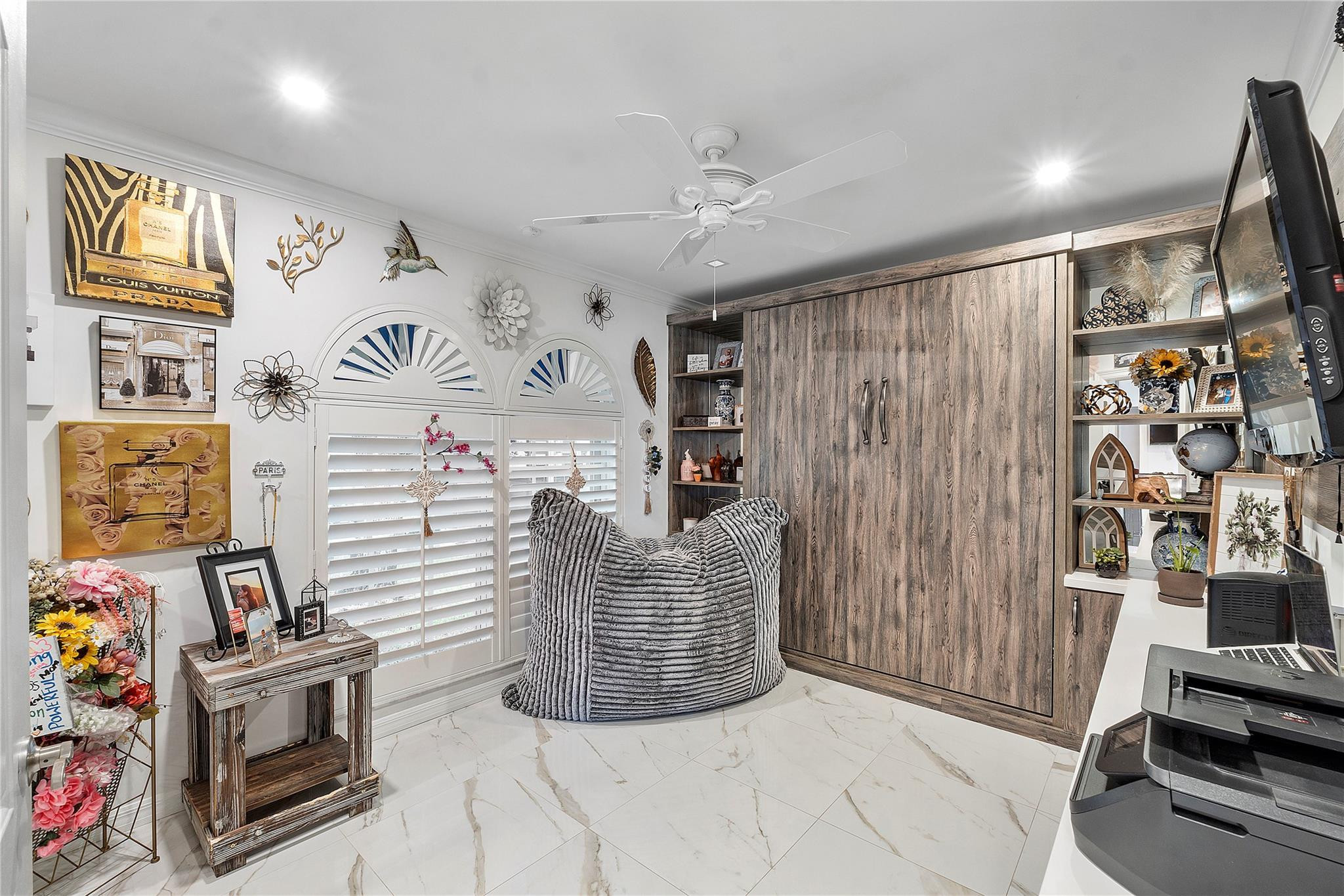 133 SW 121st Way
