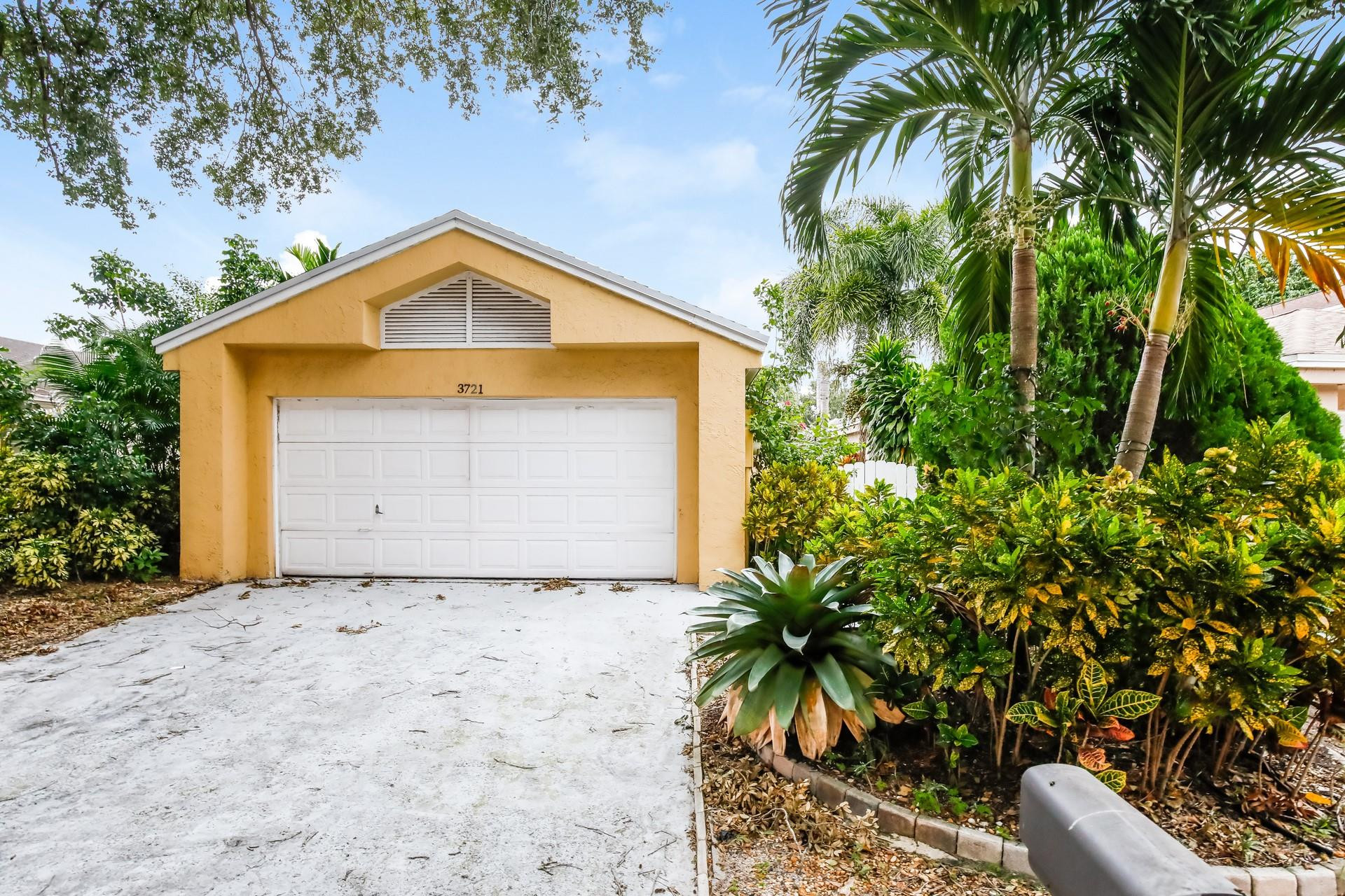 3721 NW 19th Street