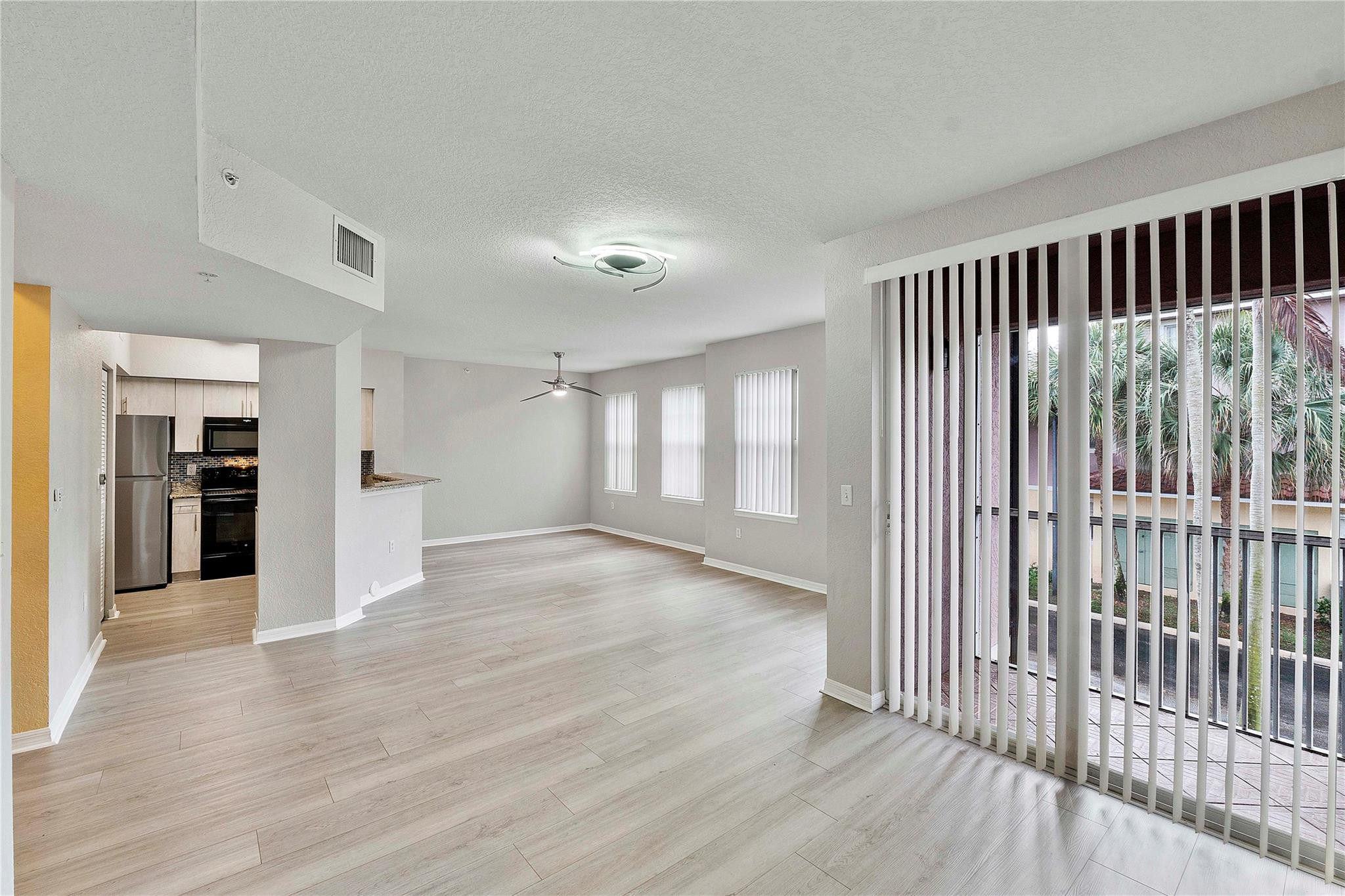 6528 W Sample Road 6528