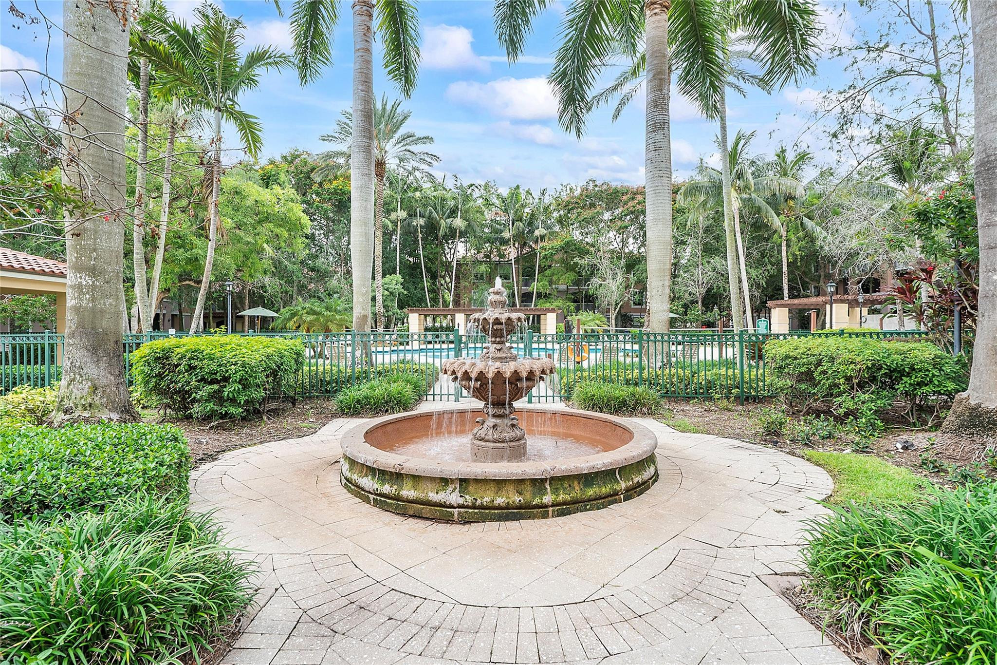 6528 W Sample Road 6528