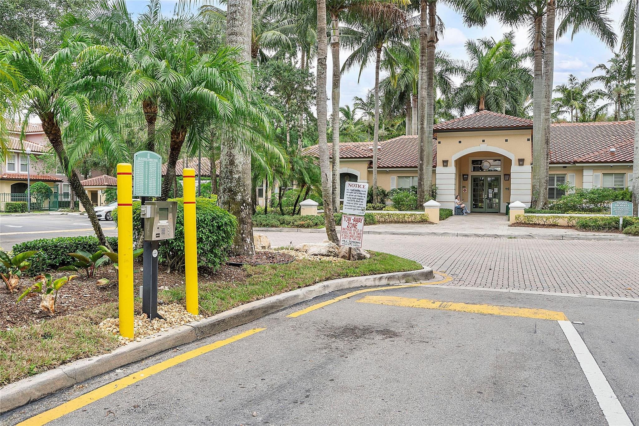 6528 W Sample Road 6528