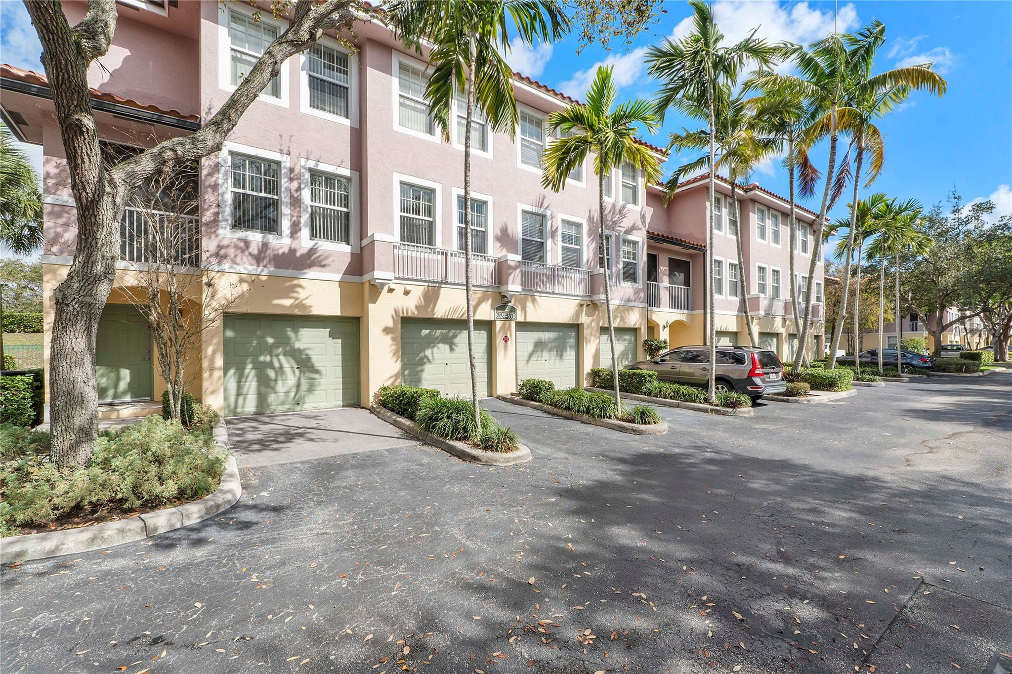 6528 W Sample Road 6528