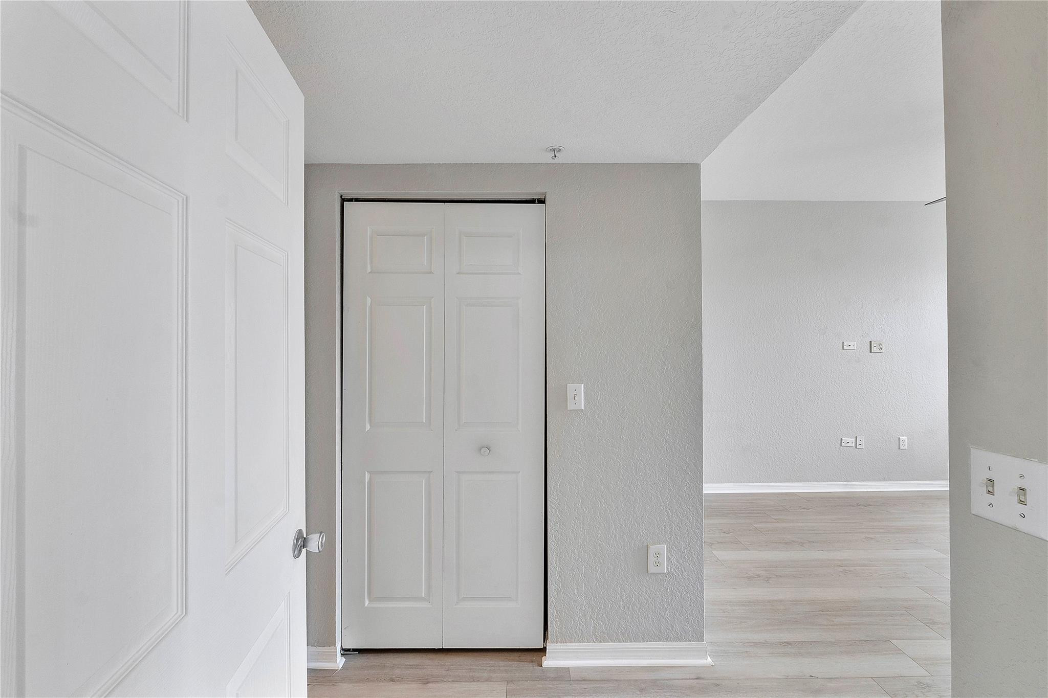 6528 W Sample Road 6528