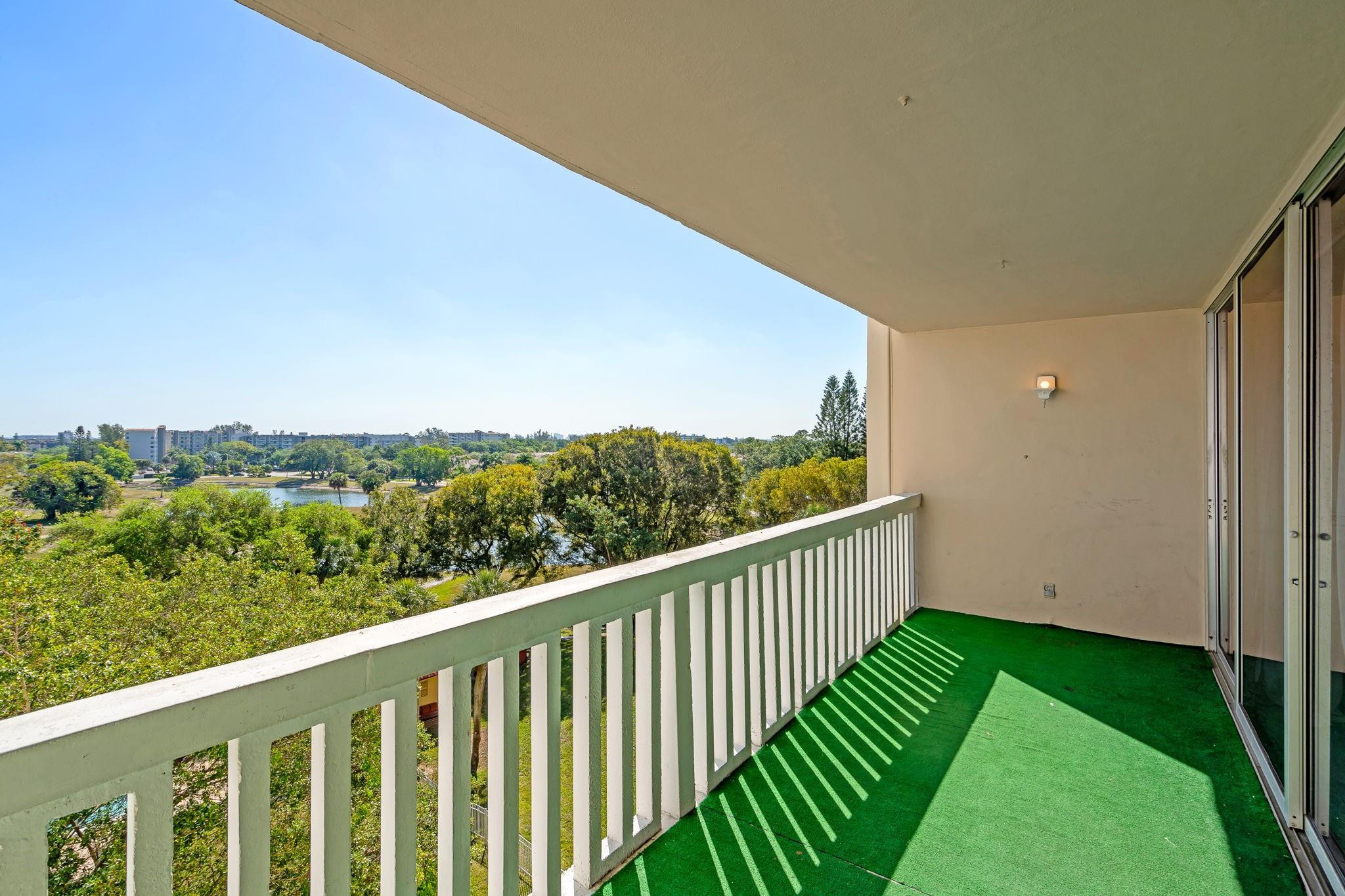 6911 Environ Boulevard 6G