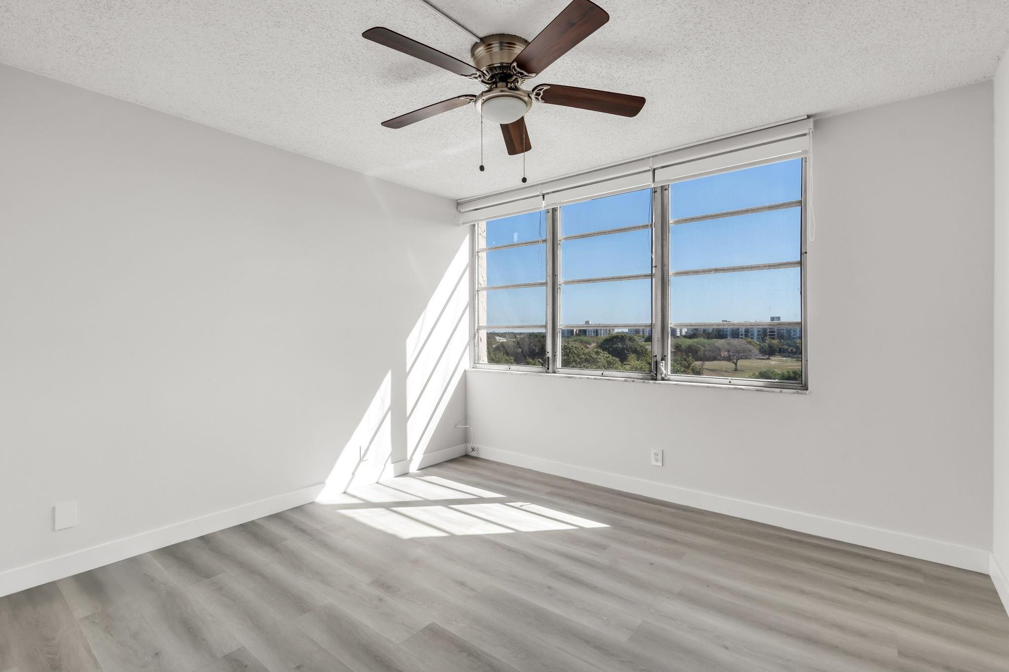 6911 Environ Boulevard 6G