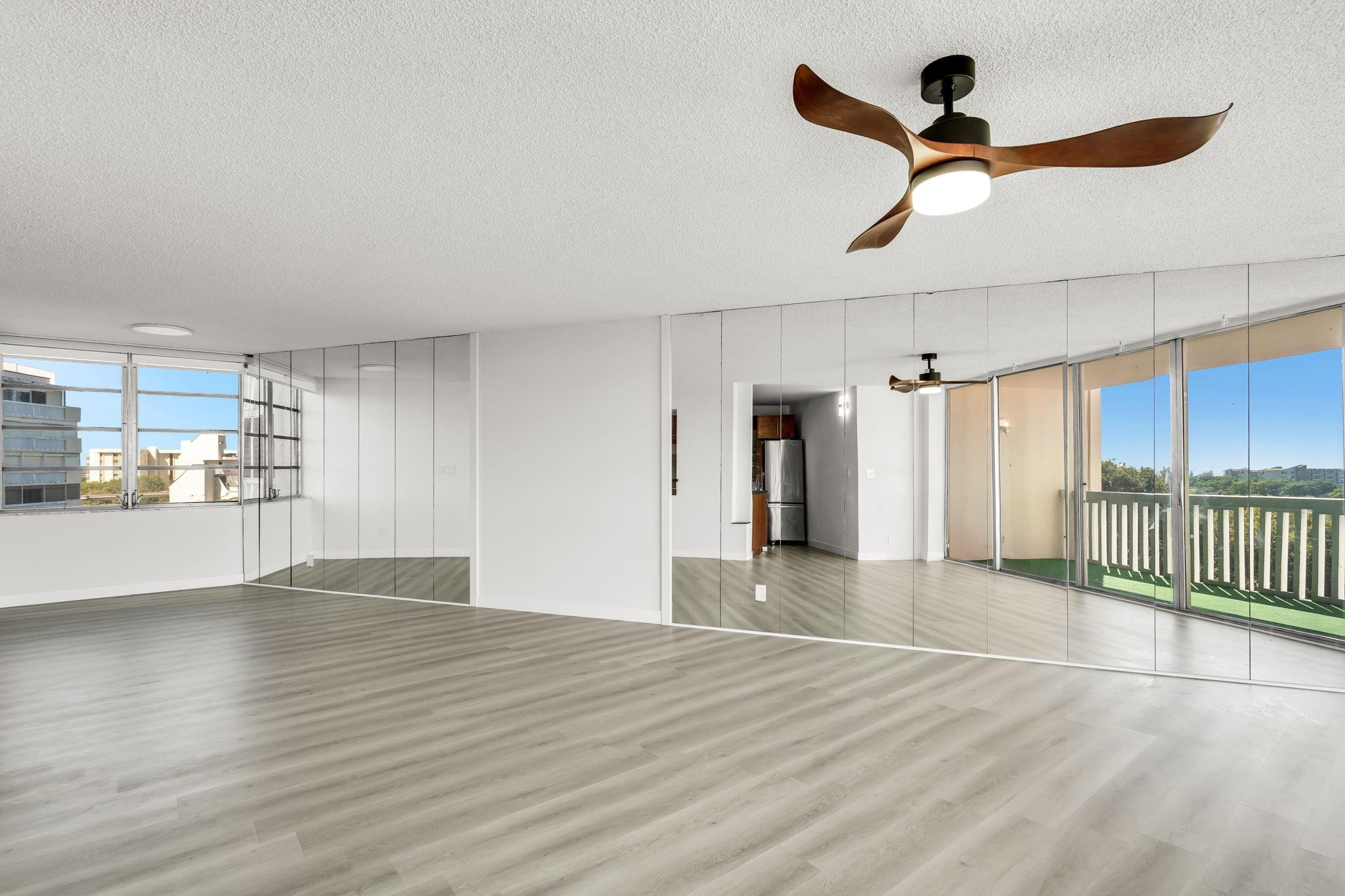 6911 Environ Boulevard 6G