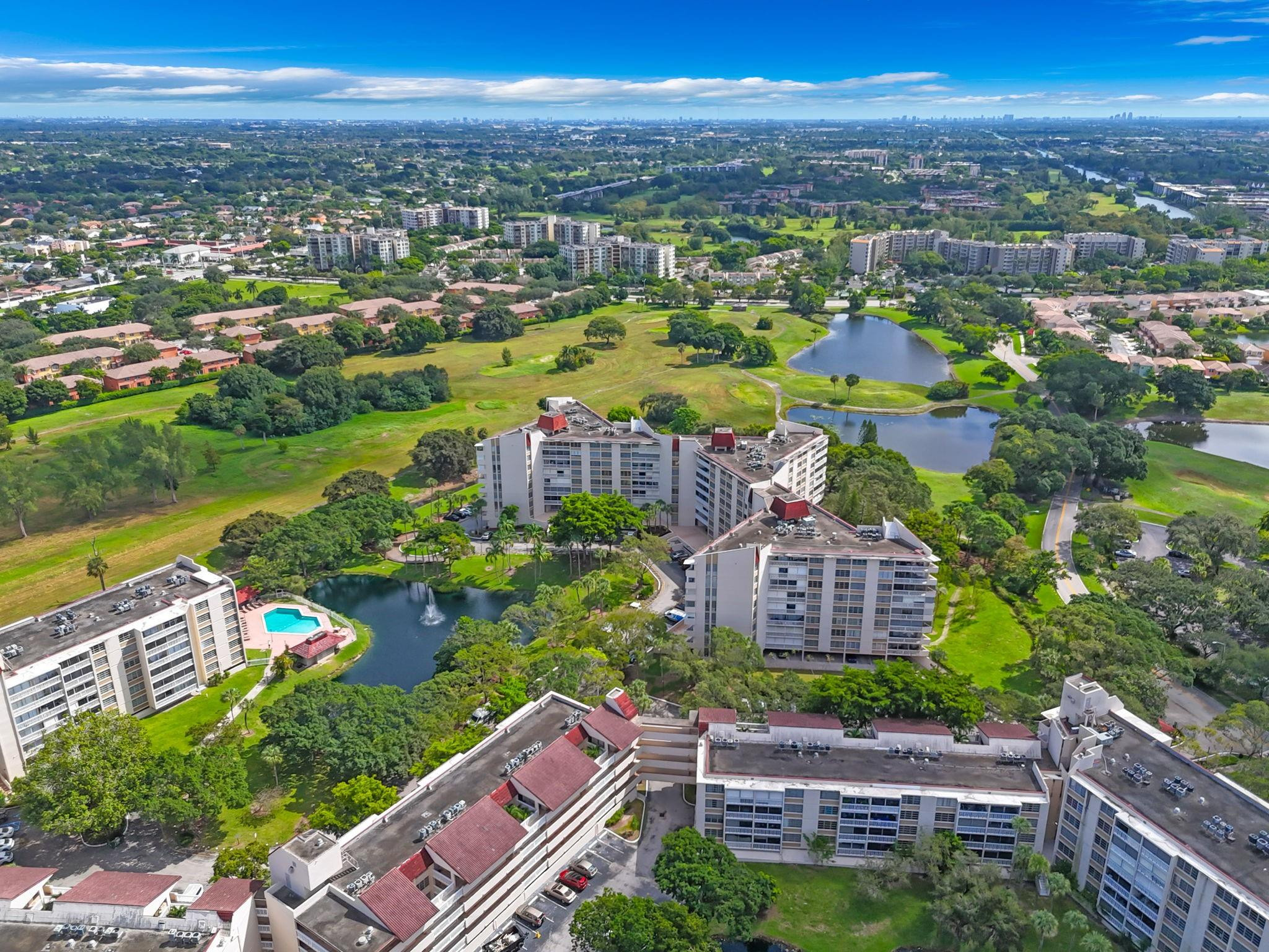 6911 Environ Boulevard 6G