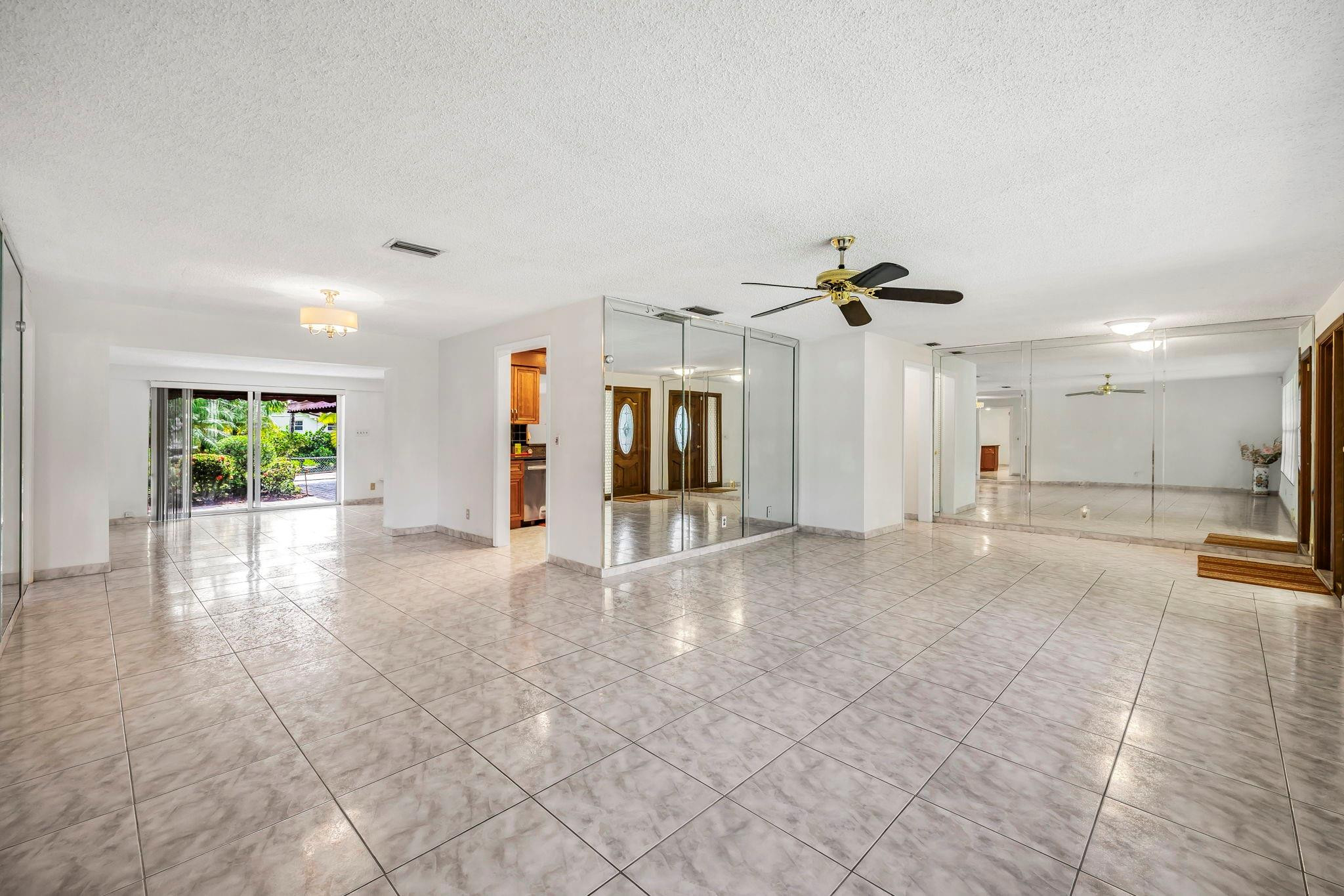 3881 NW 100th Avenue