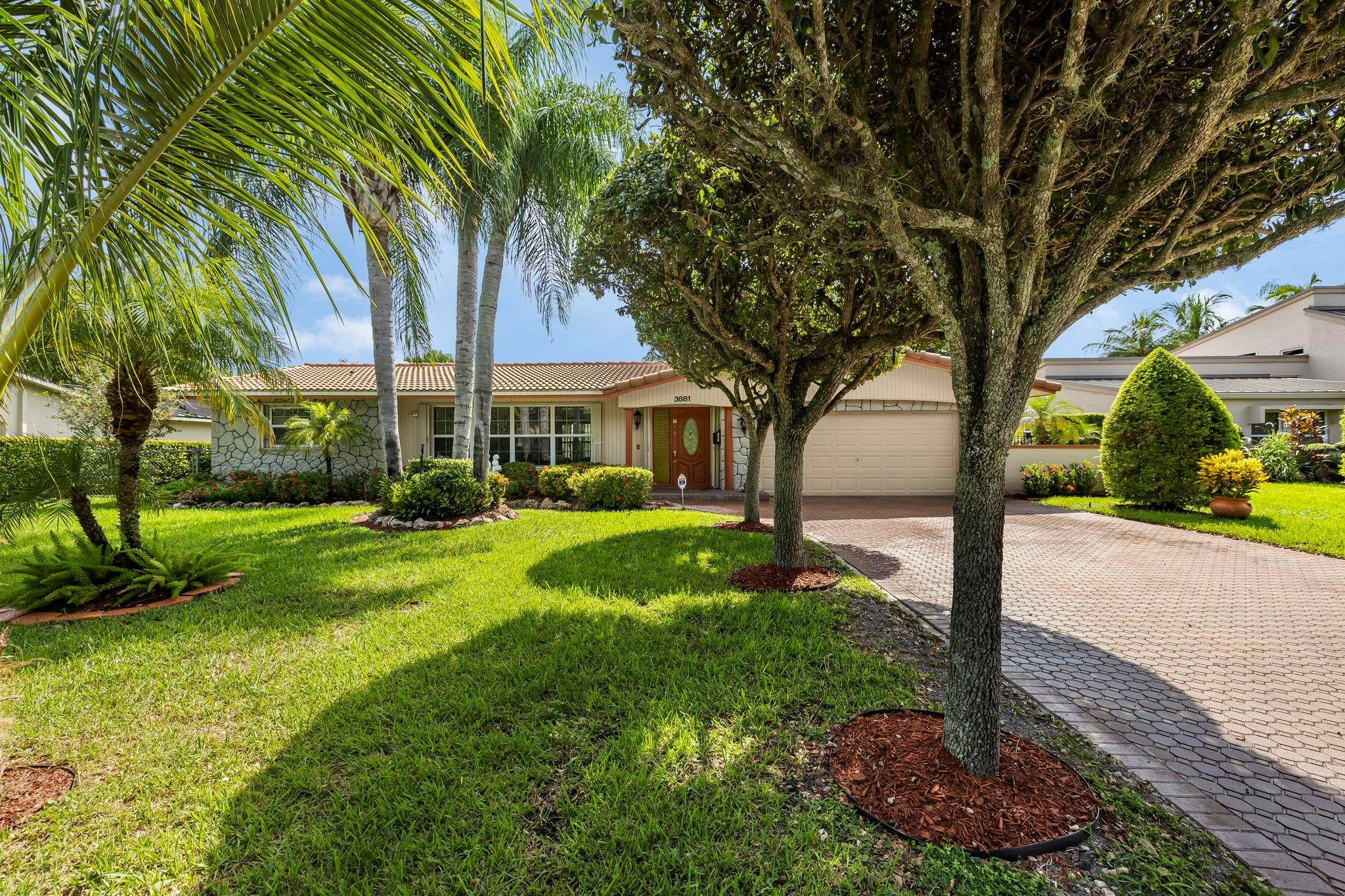 3881 NW 100th Avenue