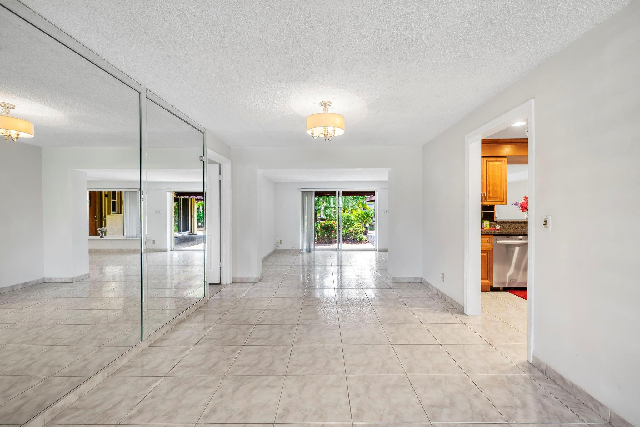 3881 NW 100th Avenue