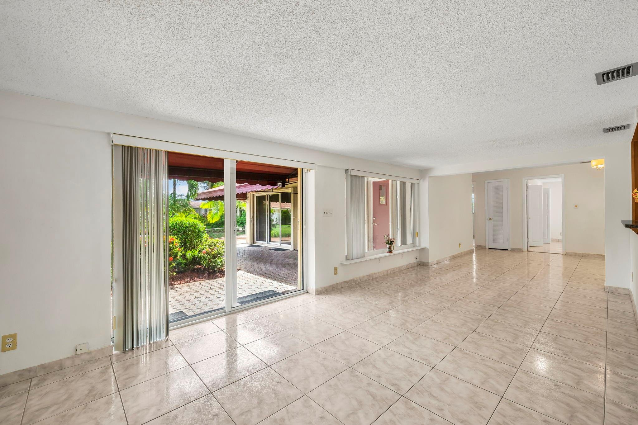 3881 NW 100th Avenue