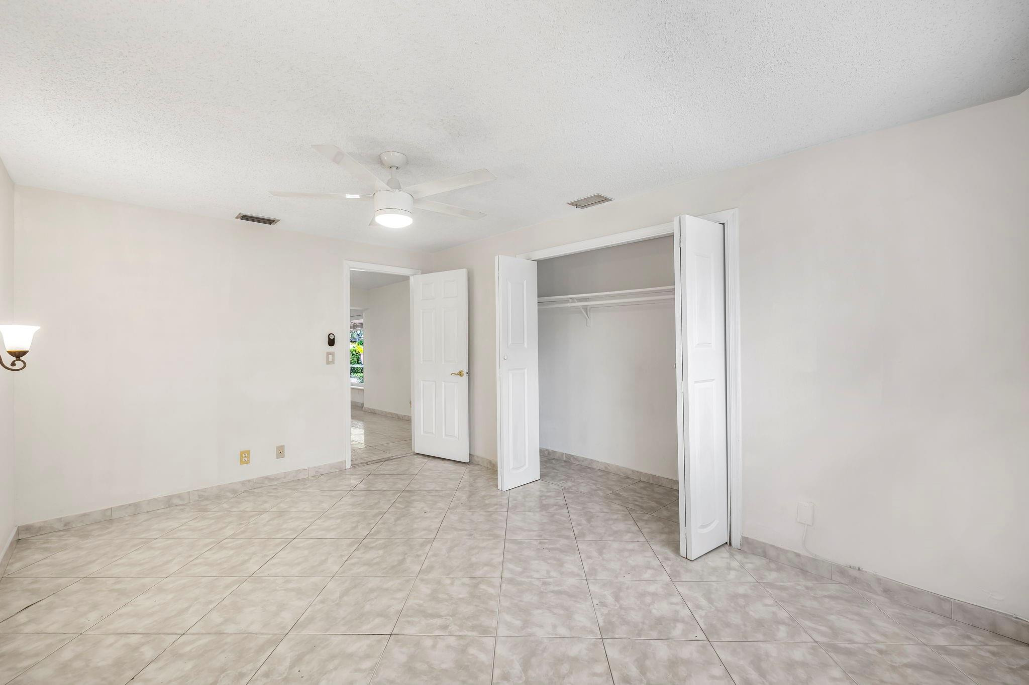 3881 NW 100th Avenue
