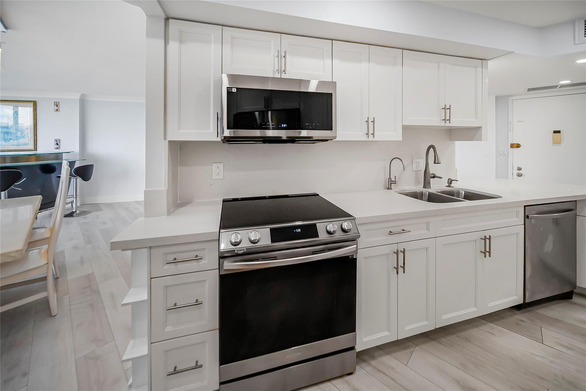 6901 Environ Boulevard 5B