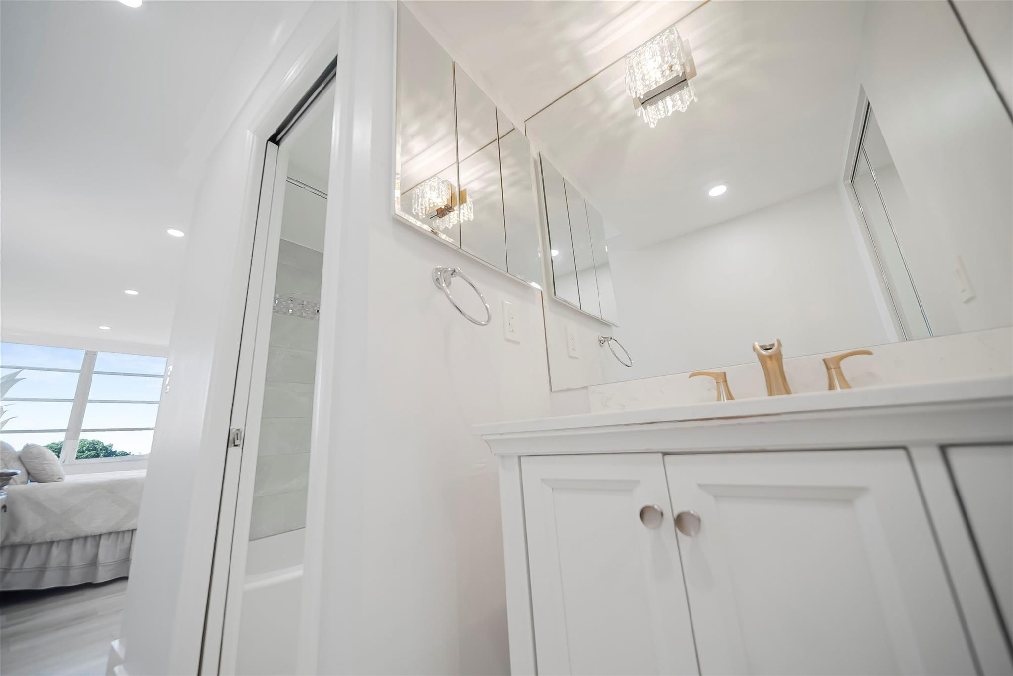 6901 Environ Boulevard 5B