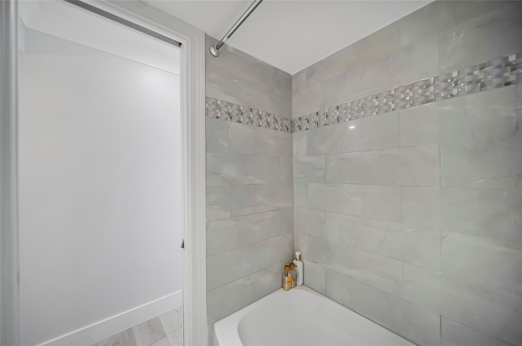 6901 Environ Boulevard 5B