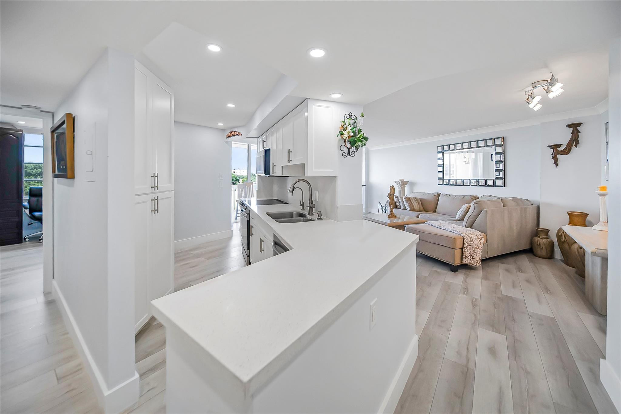 6901 Environ Boulevard 5B