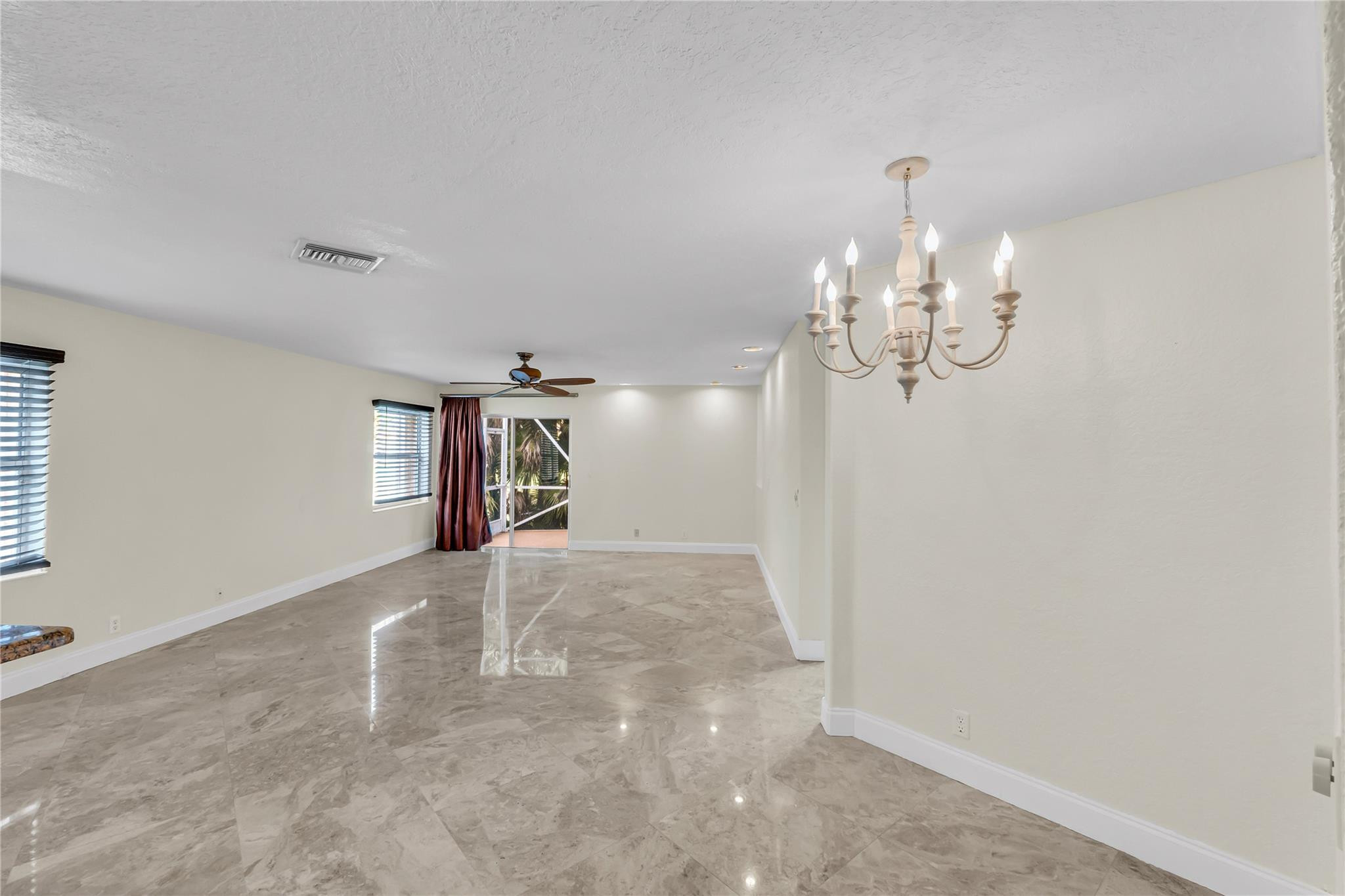 5911 NW 59th Avenue