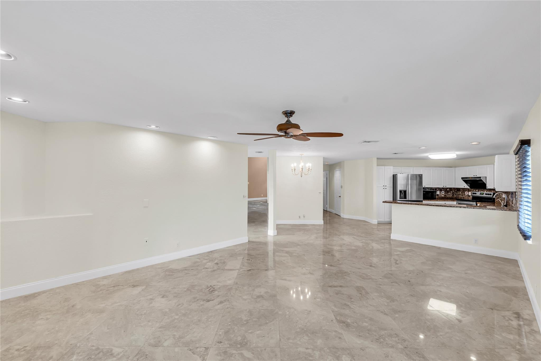 5911 NW 59th Avenue